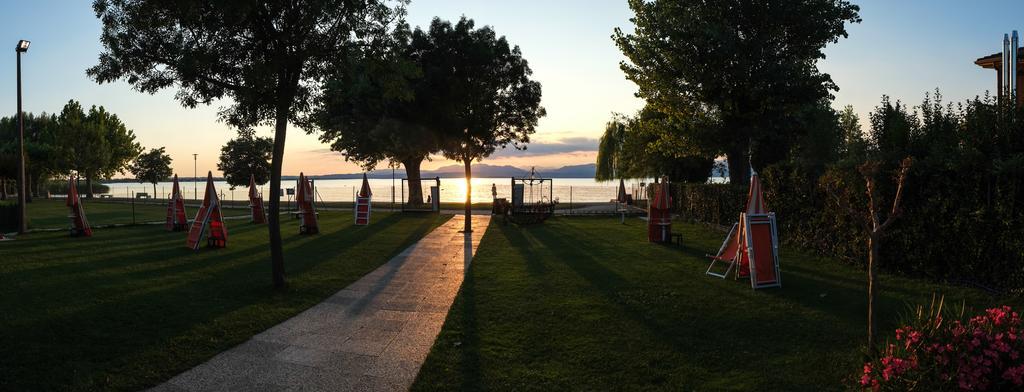 Baia Holiday Gasparina Castelnuovo del Garda Dış mekan fotoğraf